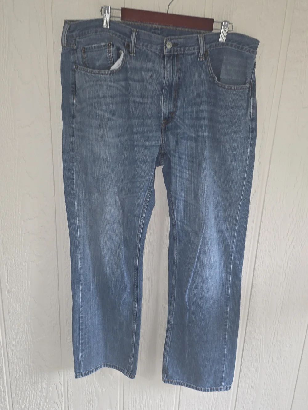 Levi's  559 Men's Medium Blue Relaxed Straight Jeans, Size 40 X 32